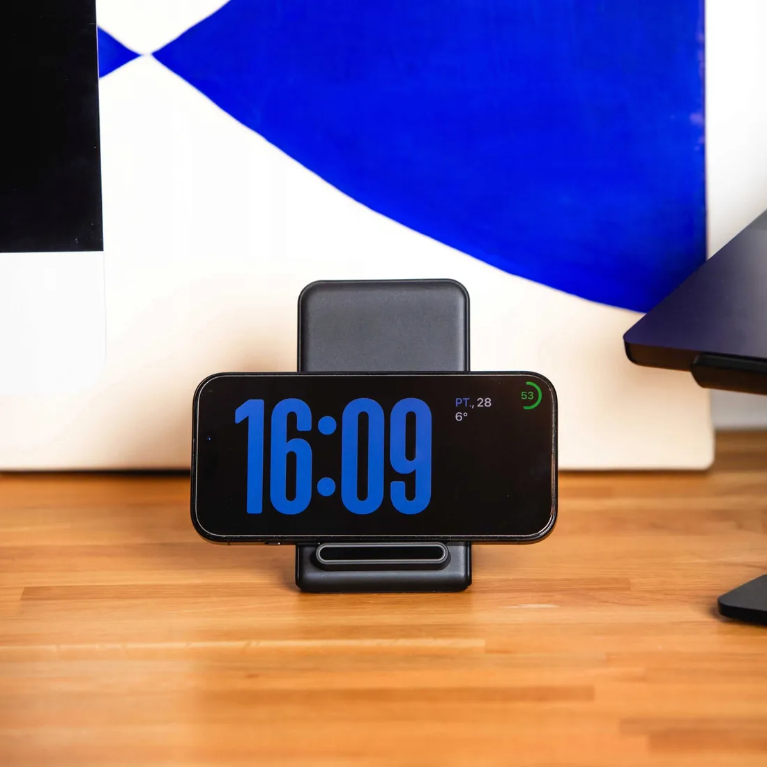 spacecase-wireless-charger-wm6b-black