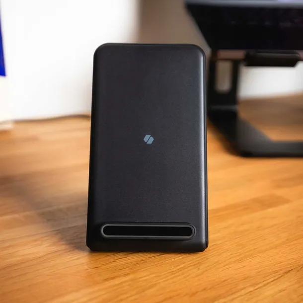 spacecase-wireless-charger-wm6b-black-marka-spacecase