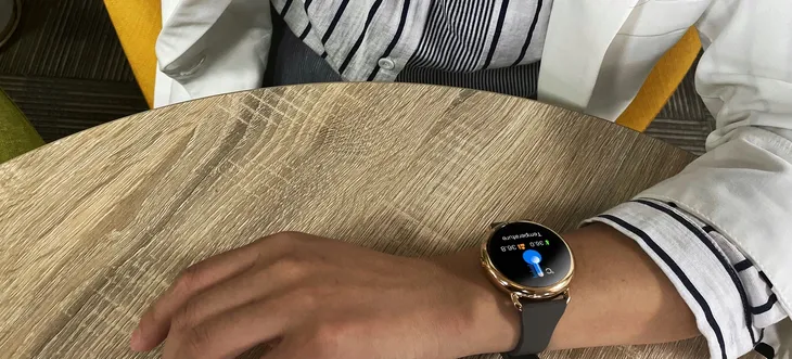 smartwatch-bemi-cosmo-szary-zlacza-brak