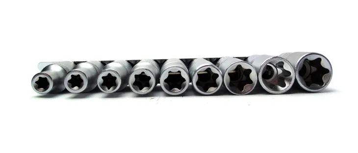klucze-nasadowe-silver-ex10630-waga-z-opakowaniem-1-5-kg