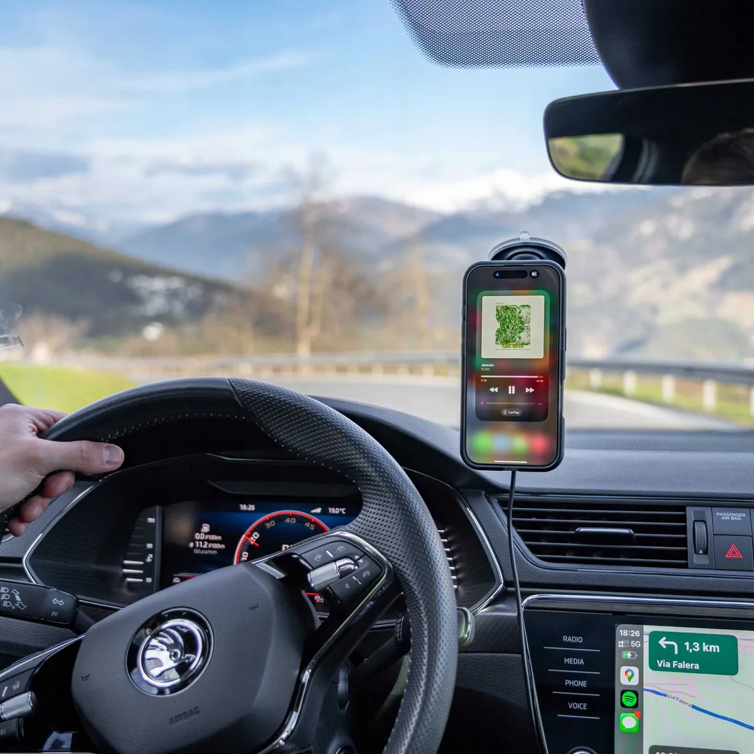 spacecase-car-holder-dash-windshield-magcharge-wm9b
