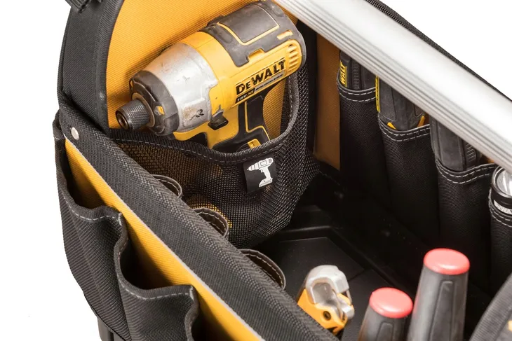 torba-miekka-tstak-marka-dewalt