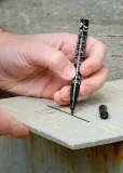 marker-budowlany-4-permanentny-rodzaj-do-drewna-szerokosc-koncowki-3-mm