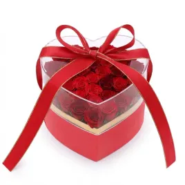 czerwone-serce-prezent-na-walentynki-pudelko-flower-box-na-kwiaty-slodycze