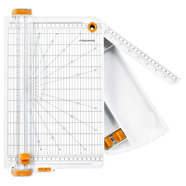 trymer-reczna-fiskars-kod-producenta-1077981