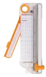 trymer-reczna-fiskars