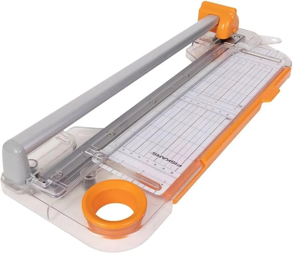 trymer-reczna-fiskars