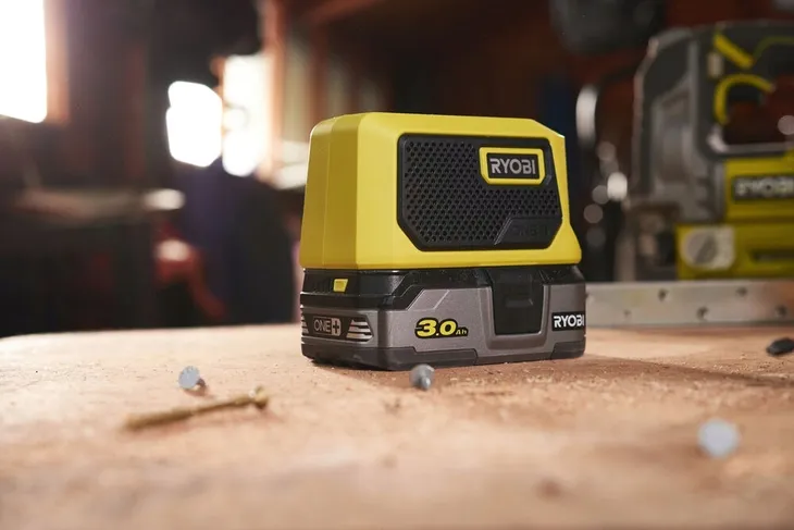 radio-budowlane-ryobi-bluetooth-marka-ryobi