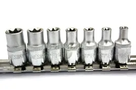 zestaw-7-kluczy-nasadowych-torx-e-1-4-jonnesway