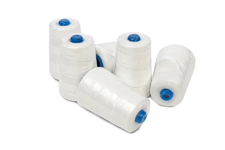 Nici do zaszywarki ręcznej - 10 szpulek x 200g woskowane do zaszywarek
