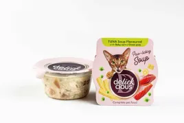 delickcious-zupa-dla-kota-z-tunczykiem-kukurydza-i-zielonym-groszkiem-80g