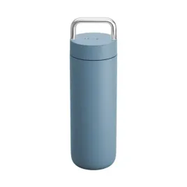 kubek-termiczny-591-ml-carter-carry-tumbler-fellow-pudrowy-niebieski