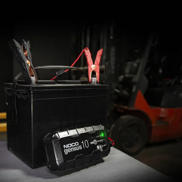 ladowarka-noco-genius-10-inteligentna-6v-12v-10a-waga-z-opakowaniem-1-9-kg