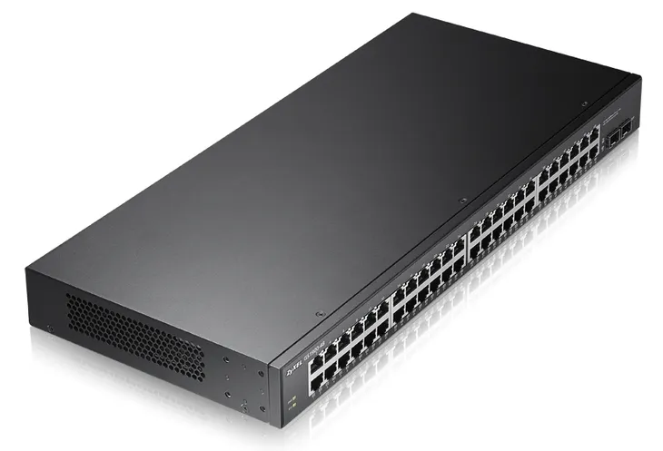 switch-zyxel-gs1900-48-eu0102f-liczba-portow-50-waga-z-opakowaniem-3-69-kg