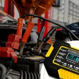 prostownik-foxsur-do-akumulatorow-12v-6a-marka-foxsur