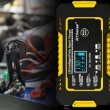 prostownik-foxsur-do-akumulatorow-12v-6a-natezenie-maksymalne-6-a-marka-foxsur