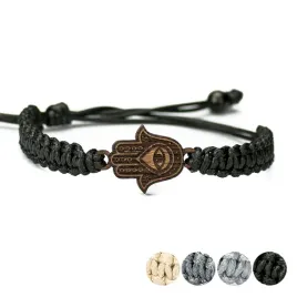 drewniana-bransoletka-hamsa-merbau-pleciona