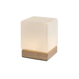 stylowa-skandynawska-lampa-stolowa-do-salonu-i-przytulnej-sypialni