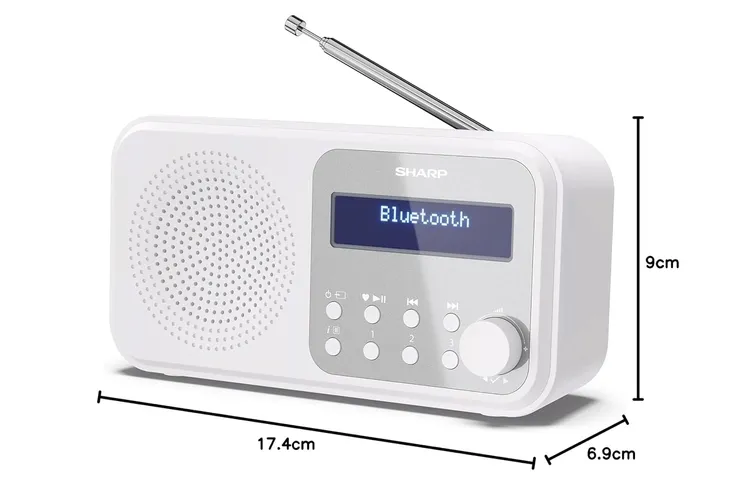 sharp-radio-cyfrowe-przenosne-biale-glebokosc-produktu-5-3-cm