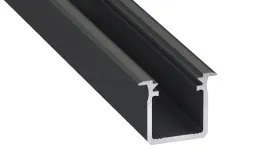 nowoczesny-profil-aluminiowy-czarny-z-mlecznym-kloszem-do-salonu