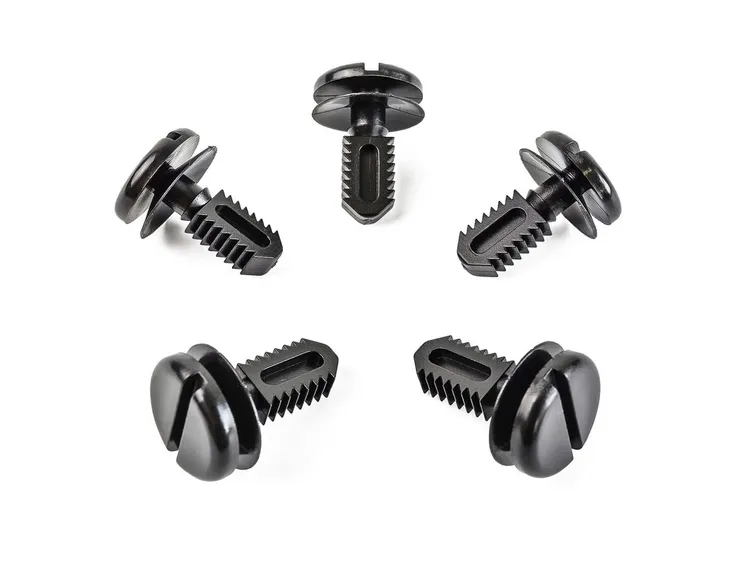bmw-f25-e83-e32-e61-e60-e90-e91-spinki-tapicerki
