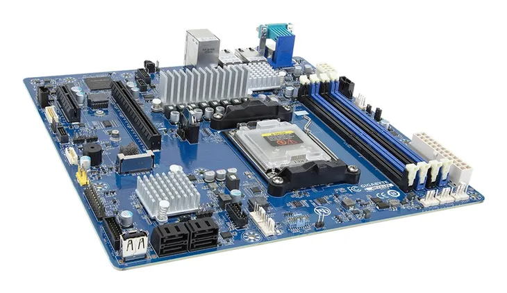 gigabyte-mc13-le1-amd-b650-gniazdo-am5-micro-atx