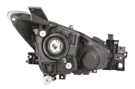 reflektor-mazda-3-4d-5d-13-