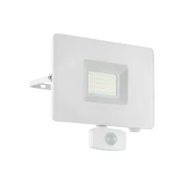 stylowa-lampa-zewnetrzna-elewacyjna-z-czujnikiem-ruchu-do-ogrodu