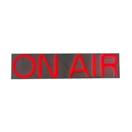 stylowy-neonowy-napis-on-air-do-salonu-i-pokoju-mlodziezowego