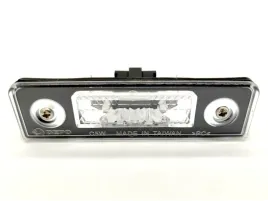 lampa-oswietlenia-tablicy-rejestracyjnej-c5w-skoda-octavia-ii-roomster