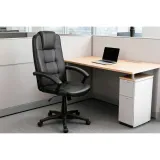 fotel-biurowy-obrotowy-sofotel-czarny-glebokosc-mebla-67-cm