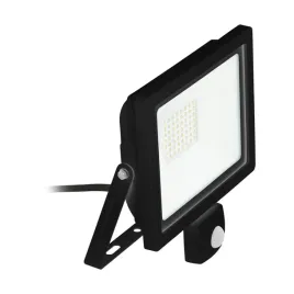 nowoczesna-lampa-zewnetrzna-z-czujnikiem-ruchu-do-ogrodu-i-elewacji