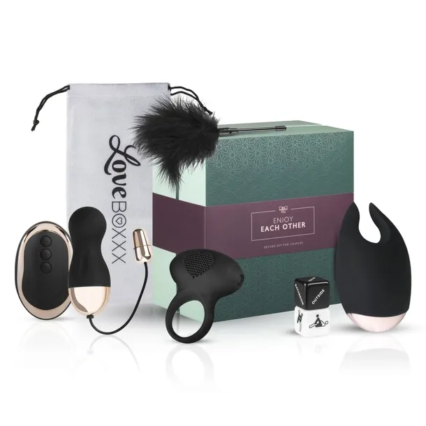 Loveboxxx Romantic Couples Box - Zestaw Akcesoriow dla Par