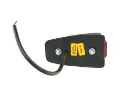lampa-obrysowa-fiat-ducato-06greater-14greater-czerwona-led-truck-kwadrat-narozna