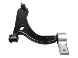 wahacz-os-przod-prawy-ford-fiesta-01greater