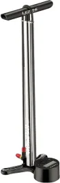 pompka-podlogowa-lezyne-cnc-digital-drive-3-5-srebrna-manometr-cyfrowy-3