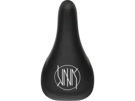 reverse-saddle-nico-vink-black-white