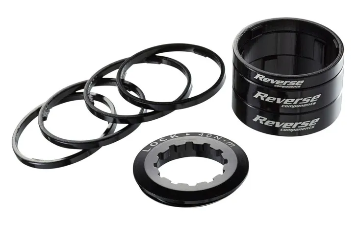reverse-single-speed-spacer-black-stan-nowy