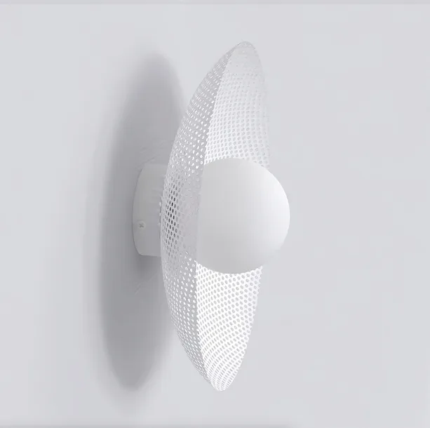 vibez-k1-white-material-dominujacy-metal