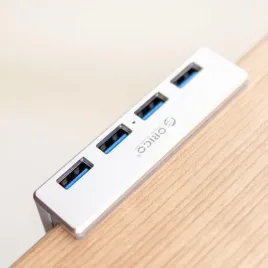 hub-usb-orico-mh4pu-p-sv-bp-4x-usb-a-5gbps-aktywny-biurkowy