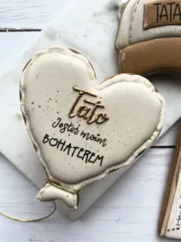 ciastko-serce-balon-dla-taty-jestes-moim-bohaterem