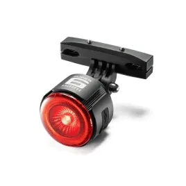 inteligentne-tylne-swiatlo-rowerowe-wodoodporne-bicycle-light-rockbros-2420