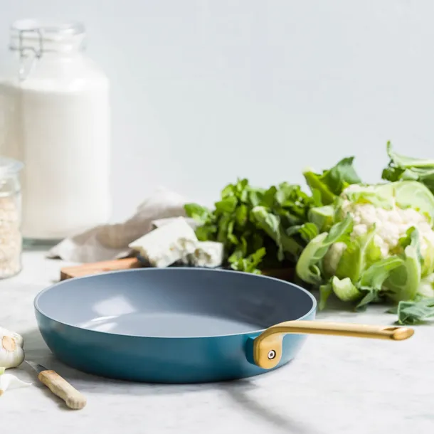 greenpan-evolution-frying-pan-28cm-blue