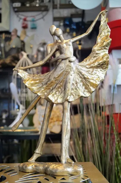 figurka-para-41cm-material-wykonania-tworzywo-sztuczne