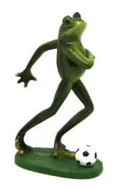 figurka-zaba-pilkarz-185x11cm