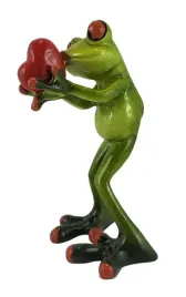 figurka-zaba-stojaca-z-sercem-135cm