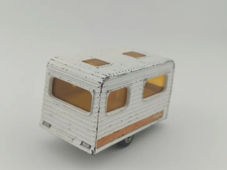 matchbox-caravan-trailer-przyczepka-stan-nowy