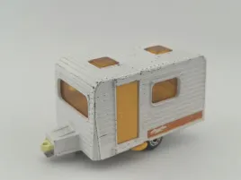 matchbox-caravan-trailer-przyczepka
