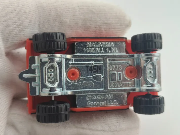 hot-wheels-humvee-marka-hot-wheels