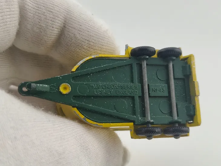 matchbox-pony-trailer-marka-matchbox